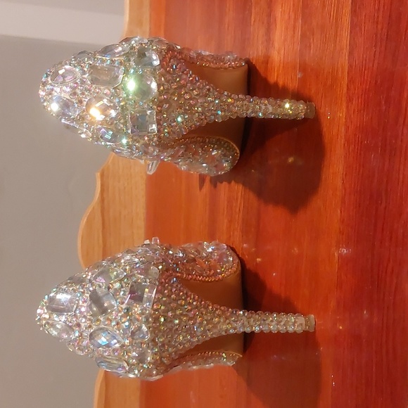 Rhinestone heels. ( Iridescent type of color ) - Picture 4 of 10